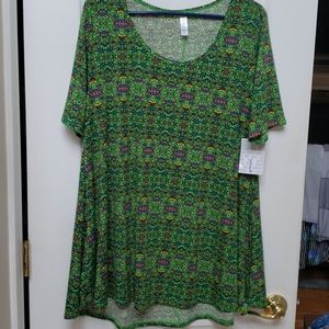 Lularoe Perfect T large